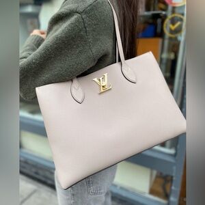 Louis Vuitton Lock Me Shopper Tote Work Bag Beige Gold